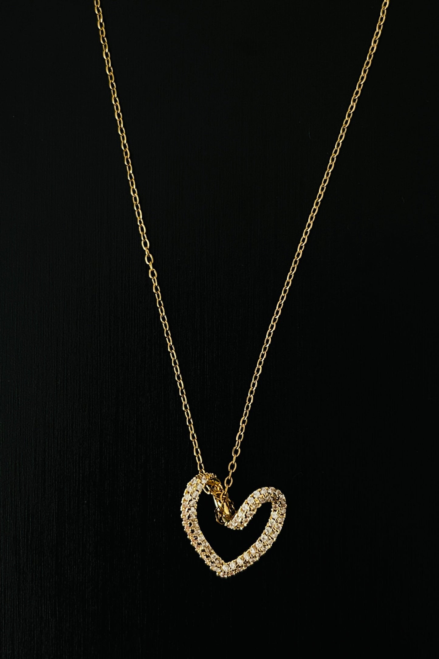 Crystal heart Neckchain