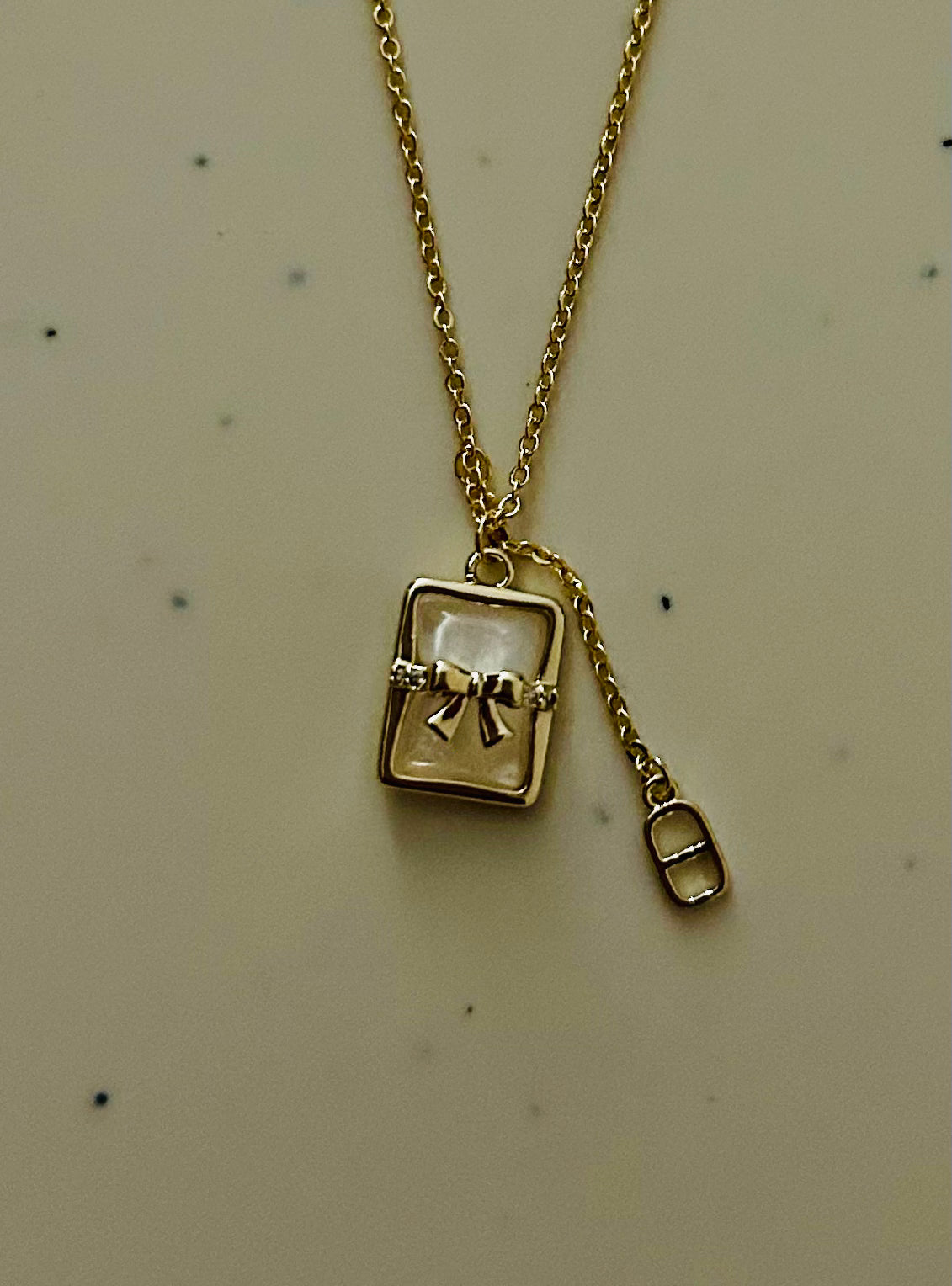 Bow Pendant