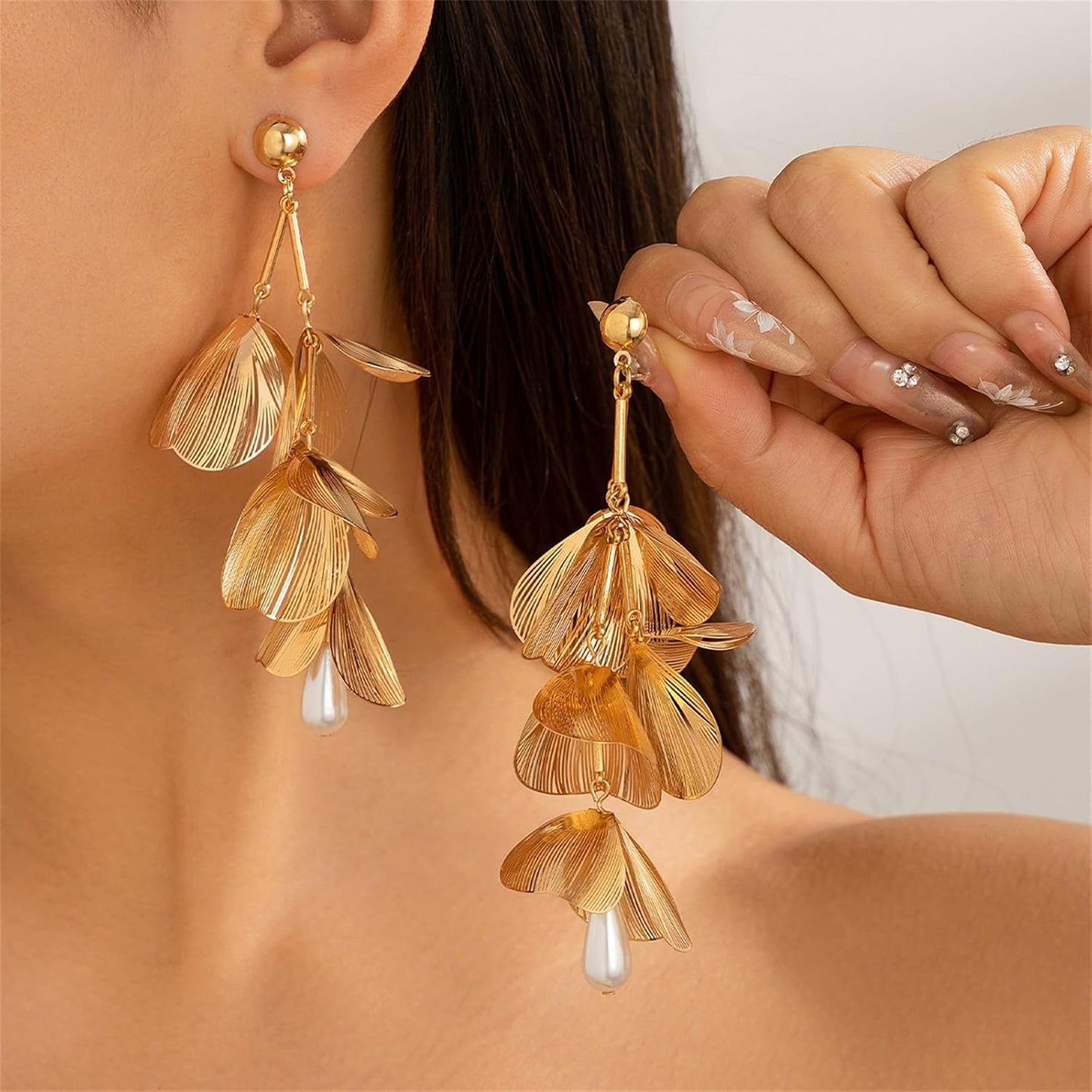 Pearl petal Earring