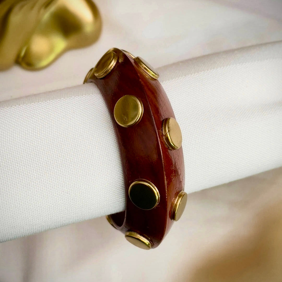 Wooden Vogue