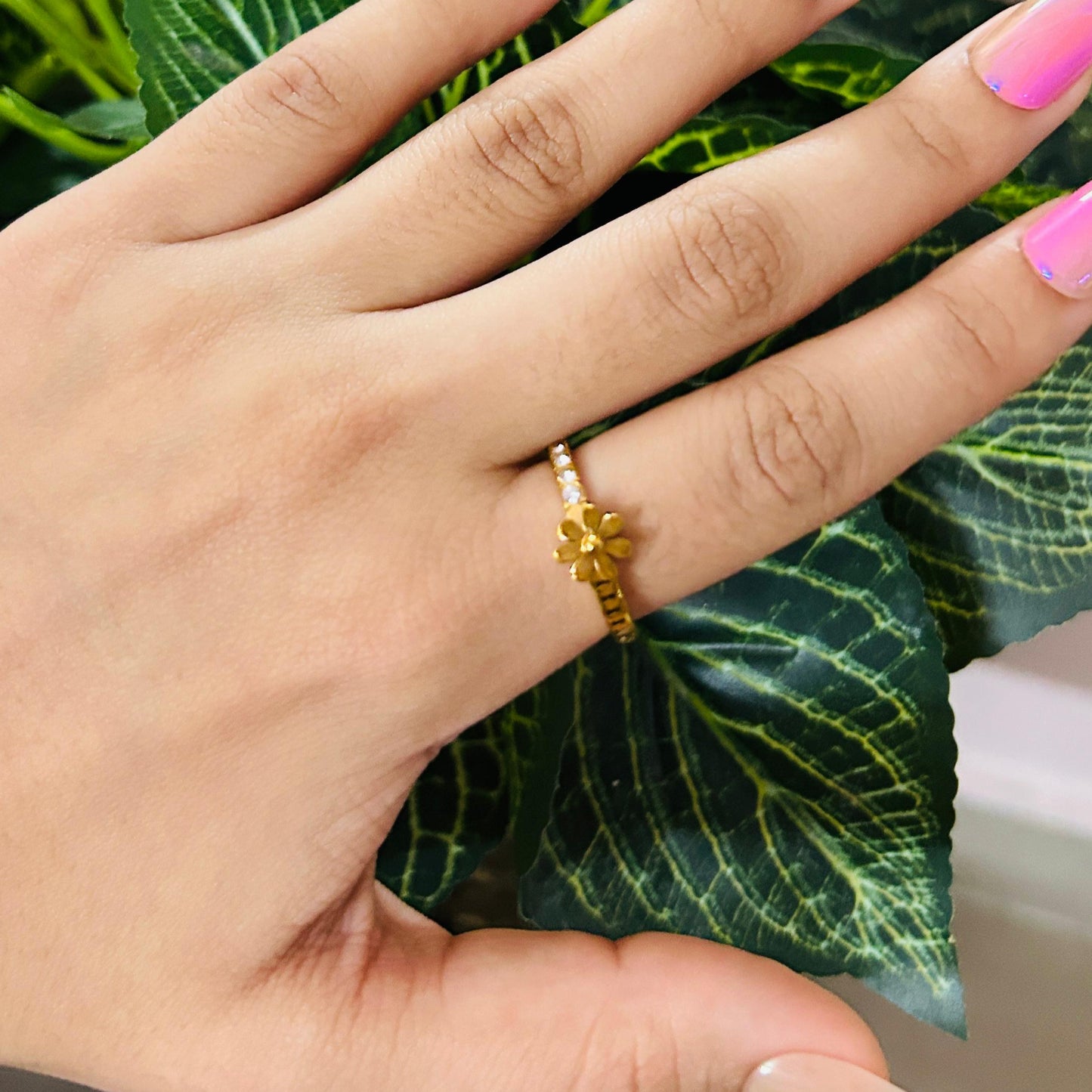 Folorette Ring